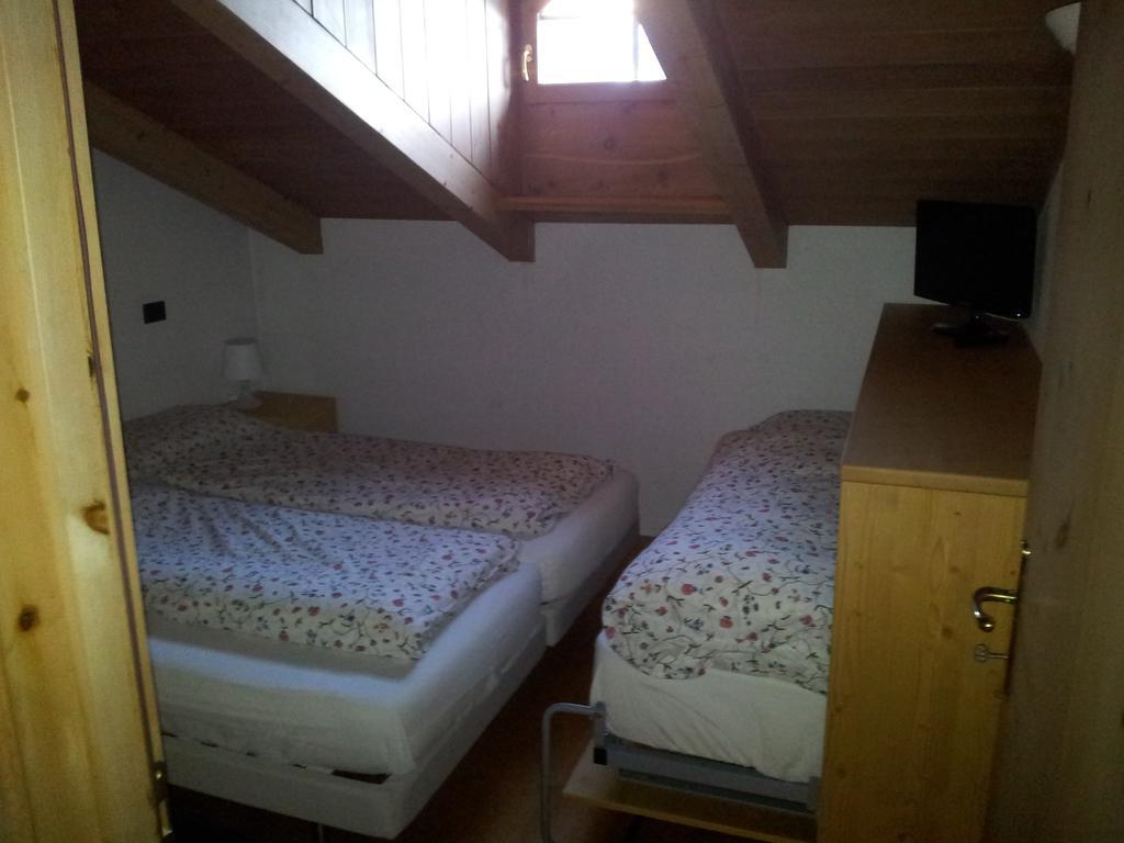 ליביניו Chalet Del Sole Per Gruppi חדר תמונה