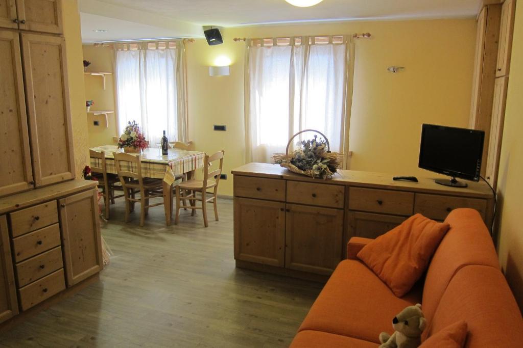 ליביניו Chalet Del Sole Per Gruppi חדר תמונה