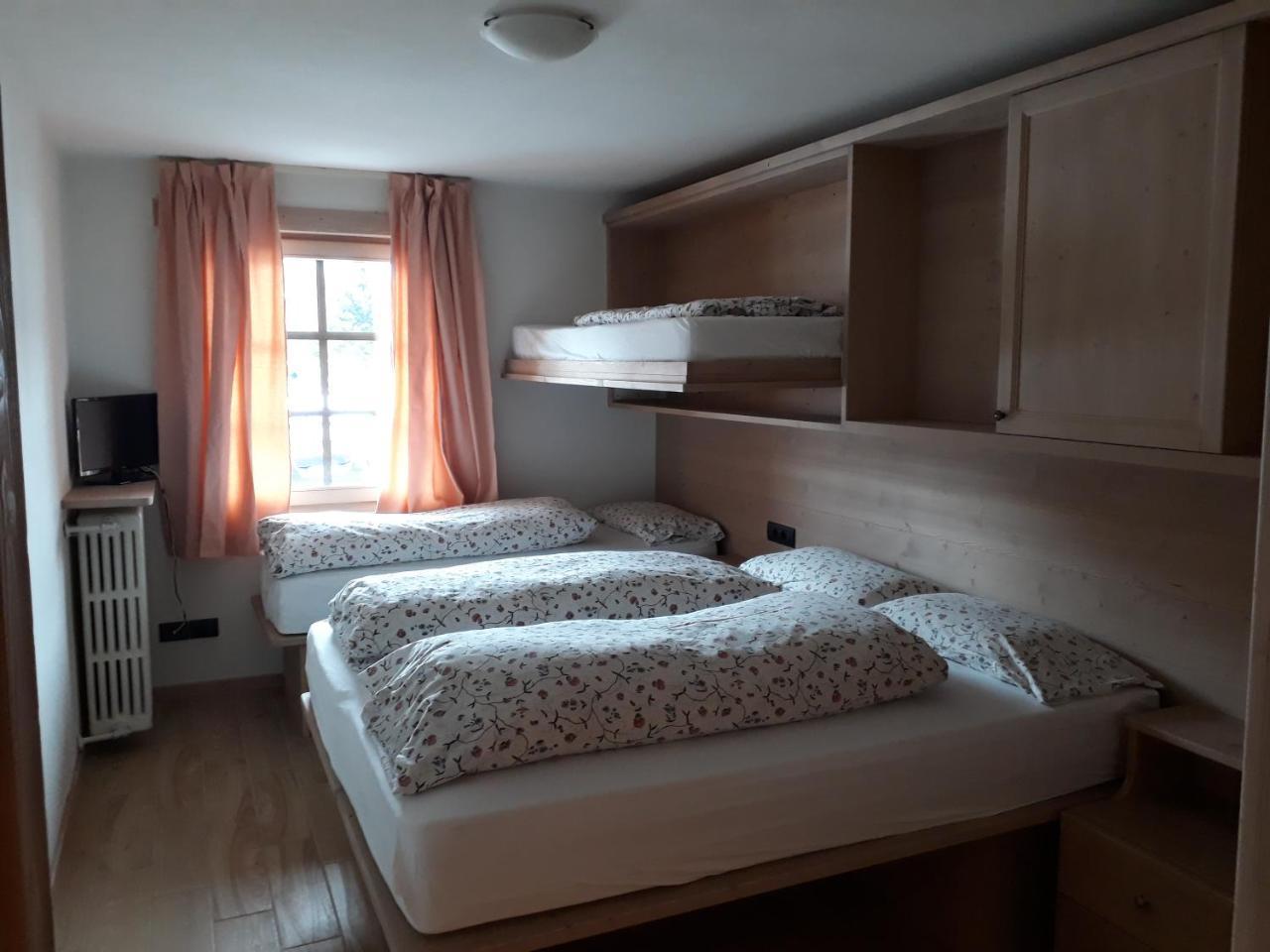 ליביניו Chalet Del Sole Per Gruppi מראה חיצוני תמונה