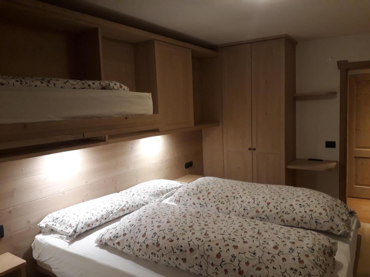 ליביניו Chalet Del Sole Per Gruppi מראה חיצוני תמונה